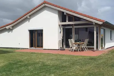 Image de Maison de vacances Butjadingen pour 1 - 6 personnes avec 3 chambres à coucher - Maison de vacances