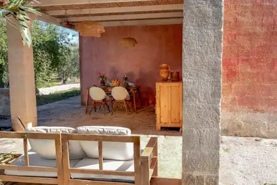 Image de Antique Villa Rosa - 3 bed, 2 bath with pool