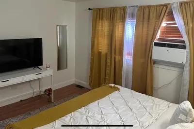 Image de Charming 3-bedroom townhome in Pleasant Des Plaines with Ac, WiFi