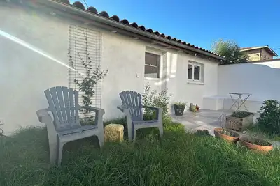 Image de Maisonnette avec jardin