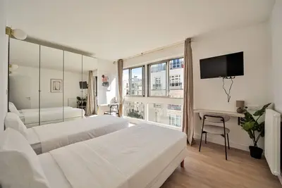 Image de Flat canal st Martin 8p\/2br\/2wc with private parking-