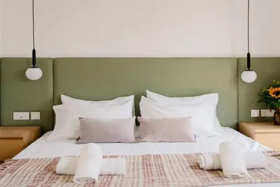 Image de Designer Suite in Sliema Main Street! Beach Front!