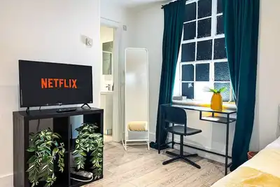 Image de Charming 1-Bed Flat | Steps from Maidstone High St