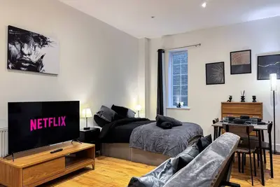 Image de Bright & Cosy 1-Bed Home | Heart of Maidstone