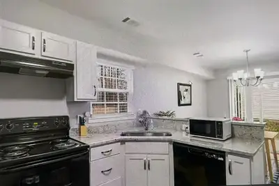 Image de Istay Atlanta's Aspire Close to Avalon/Halcyon