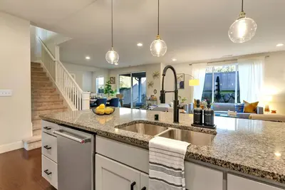 Image de Modern Retreat near the Lake