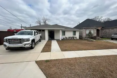 Image de Charming 3-bedroom house in peaceful Metairie with WiFi, Ac