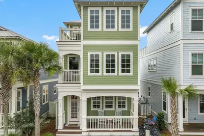 Image de Luxury 4br ~ 3 King Suites ~ Resort Pool & Beach