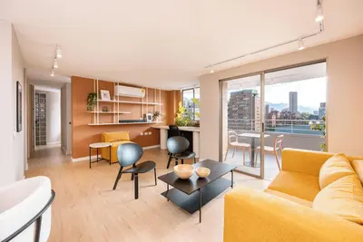Image de Magnificent 2br Apt with A/C, great view & pool in Provenza in Provenza