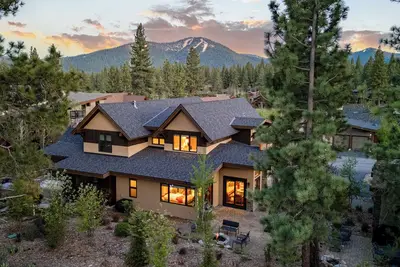 Image de 3 King Suites | FirePit | Schaffer's Mill | A/C