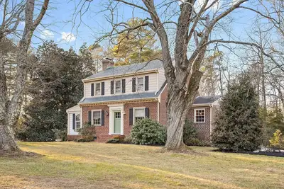 Image de Charming 1940s Vintage Home in Hanover County