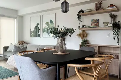 Image de Modern bright townhome near mountains and beaches