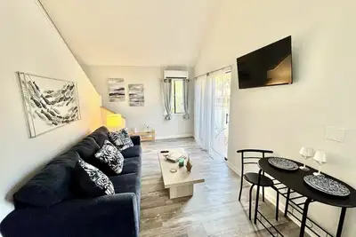 Image de Modern Coastal Retreat Near the Beach & Golf - Sleeps 4