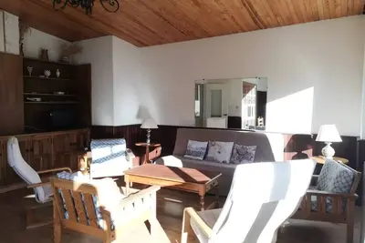 Image de 3 8 Personen Zimmer Süd/West mit großer Terrasse und schöner Aussicht auf die Pisten