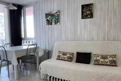 Image de Studio agréable, claire et bien situé
