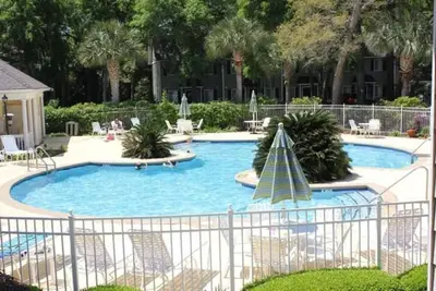 Image de Ocean Walk-4 bed/2 bath condo with pools, gym, tennis & 3 min drive to beach!