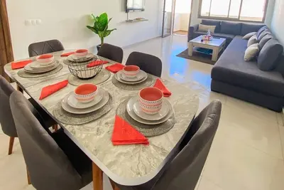 Image de Appartement haut standing vue Mer, à 5 min à pied de la Plage! Avec Climatisation