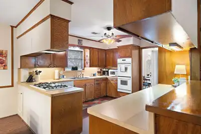 Image de Relax and Play 3br Retreat w Sunroom