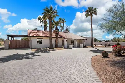 Image de Equestrian Escape In Scottsdale moments from attractions, shops & restaurants