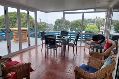 Moeraki village, family sized house  stunning views, 50m to the beach.