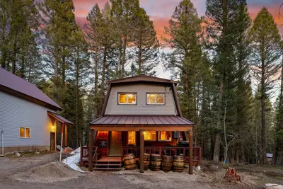 Image de Rustic Cabin+Fire-pit+40min 2 Ysnp!