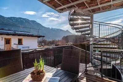 Image de Appartement \"Oberladstätter\" avec vue sur les montagnes, terrasse privée et Wi-Fi