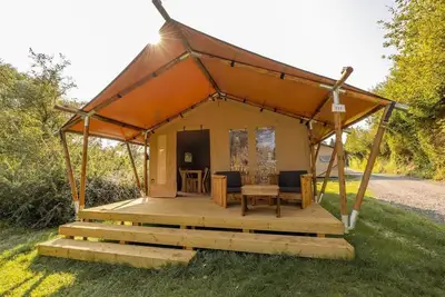 Image de Tente Glamping Ă Signy-L'Abbaye