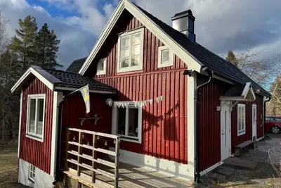 Image de Hus Anna - Holiday home in Småland with fireplace, projector & large garden near bathing lake