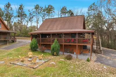 Image de Bear Country: Your Cozy Smoky Mountain Den
