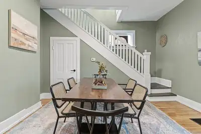 Image de Wells Historic 3 Bed, Ample Parking & Patio Grill
