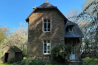 Image de Cottage dans 7ha de forêt privée