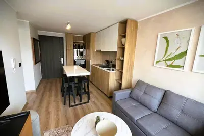 Image de Hom | Amplio y Luminoso Depto 4pax 2d2b, Santiago