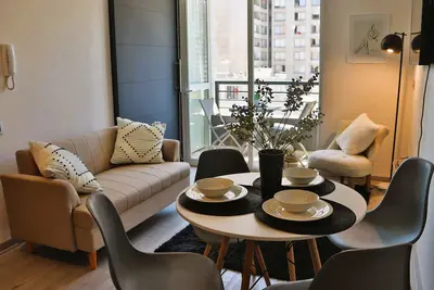 Image de Hom I Moderno depto en Santiago Centro 2pax