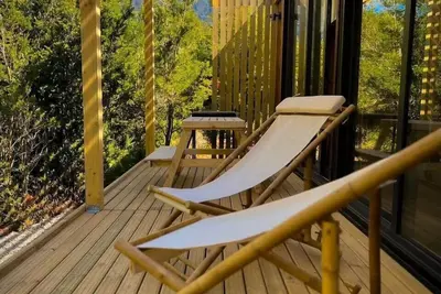 Image de Outscape | Espectacular Cabaña en Lago Chapo con Hot Tub