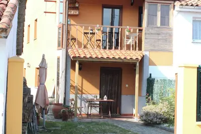 Image de House on the beach, ideal for families with garden and private parking.
