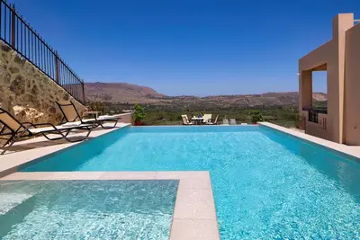 Image de Iconic Villa with private pool and sea view