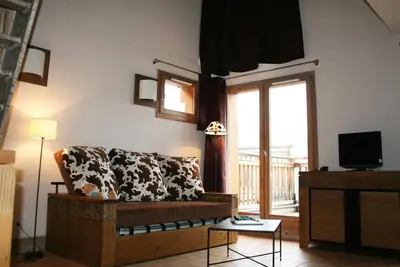 Image de 200m du centre station, piscine, balcon, télévision, casier à ski, 35m², Montchavin La Plagne