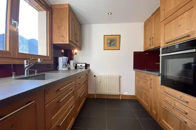 Image de 200m du centre station, 2ème étage, balcon, télévision, casier à ski, 55m², Praz sur Arly