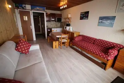 Image de À 10m des pistes de ski, 3ème étage, vue montagne, balcon, casier à ski, 27m², Auris en Oisans