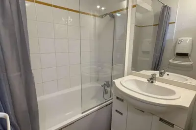 Image de À 140m des pistes de ski, 1er étage, balcon, parking, casier à ski, 37m², Flumet