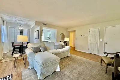 Image de Furnished Masters Rental- Close to Dining and Entertainment
