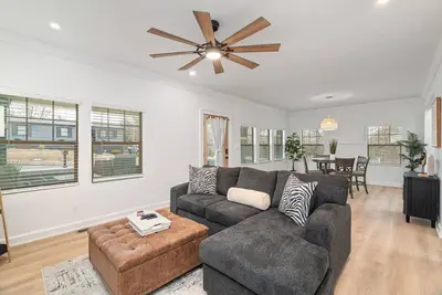 Image de The Cozy Cottage 3-bedroom home near Downtown Knoxville!