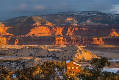 Image de 14 acres on your own private plateau near Capitol Reef!