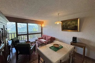 Image de À 250m des pistes de ski, vue montagne, télévision, casier à ski, 27m², Auris en Oisans