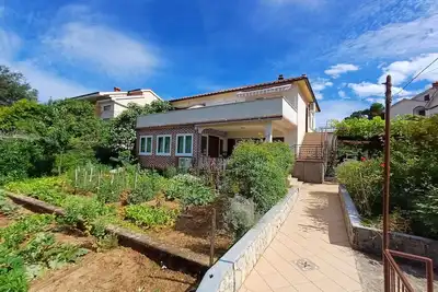 Image de Apartment Smljana - Cozy Seaside Getaway with Breathtaking Views