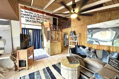 Image de This house is a 6 bedroom(s), 4. 5 bathrooms, located in Ciales, Pr.