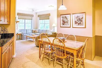 Image de Famous Smugglers Notch Ski and Summer Resort 1br.
