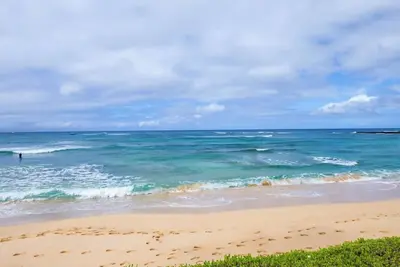 Image de Hale Moana Estate - Beach front, Lg yard