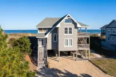 Image de 4 Gulls & A Buoy-Cozy Oceanfront Sanderling Oasis!