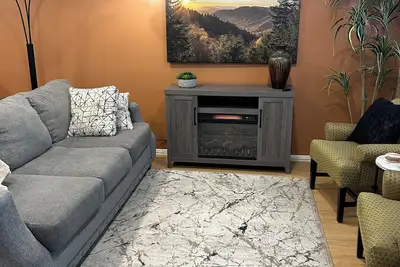 Image de 2-bedroom townhome in awesome State College, Pa. We Are. . . Penn State! !
